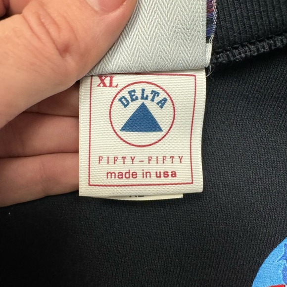 Planet Hollywood 1995 Vintage Holidays Christmas Crewneck - Picture 7 of 7